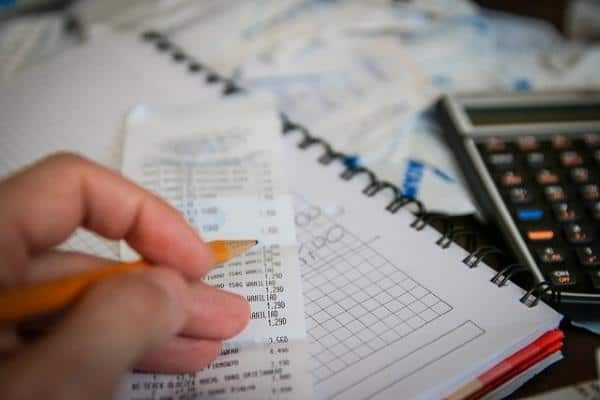 pharmacist-need-a-tax-plan-600-x-400